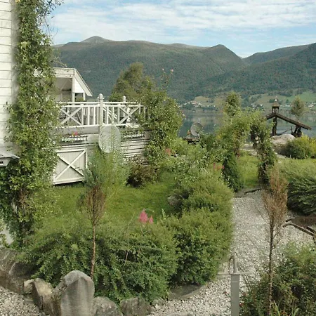 度假居 11 Person In Syvde *