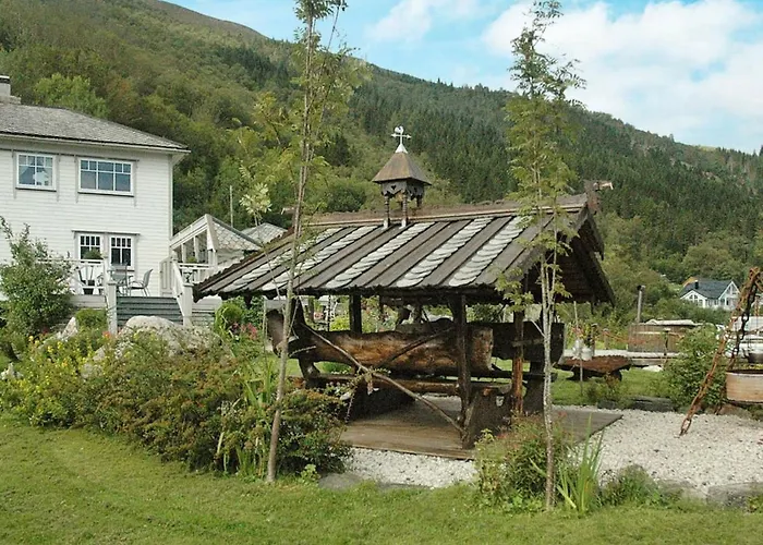 11 Person In Syvde 度假居 Myklebost (Vanylven)