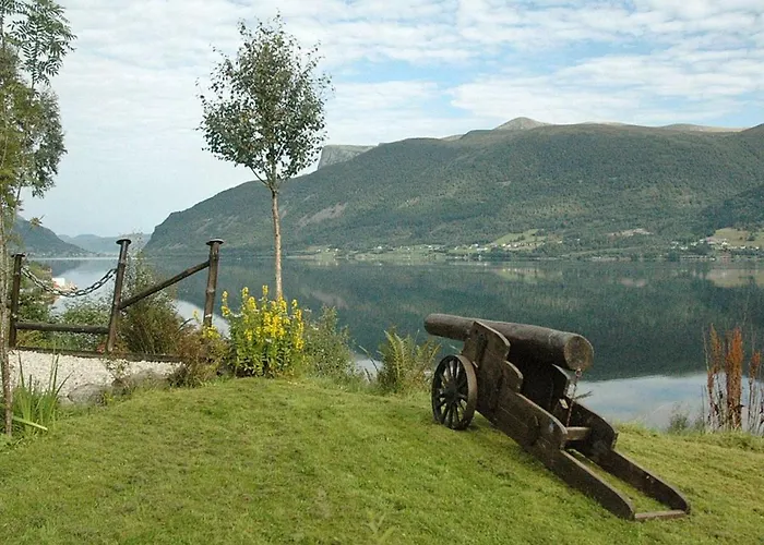 Semesterbostad 11 Person In Syvde