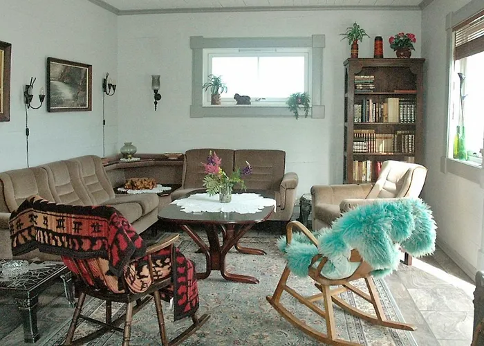 11 Person In Syvde 度假居 Myklebost (Vanylven)