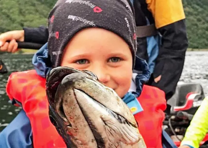 度假居 11 Person In Syvde Myklebost (Vanylven)